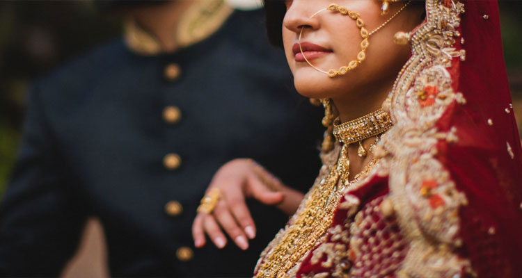 Evolving Women : Questioning the Sanctity of Marriage in India